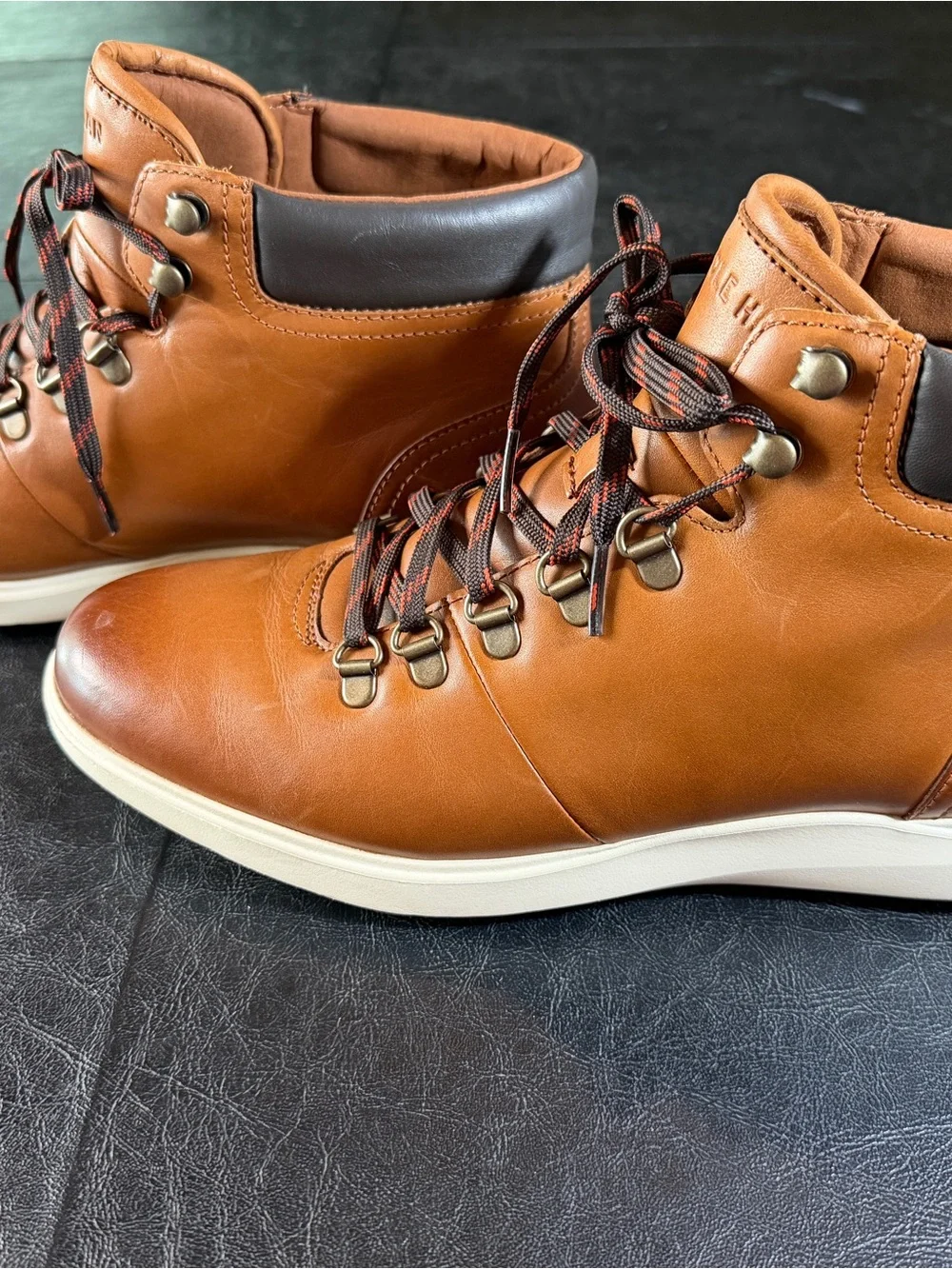 Cole Haan Men's Chukka Boots Tan Leather with White Soles